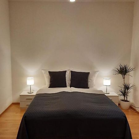 Apartment Prague-2 Rooms Free Parking Extérieur photo